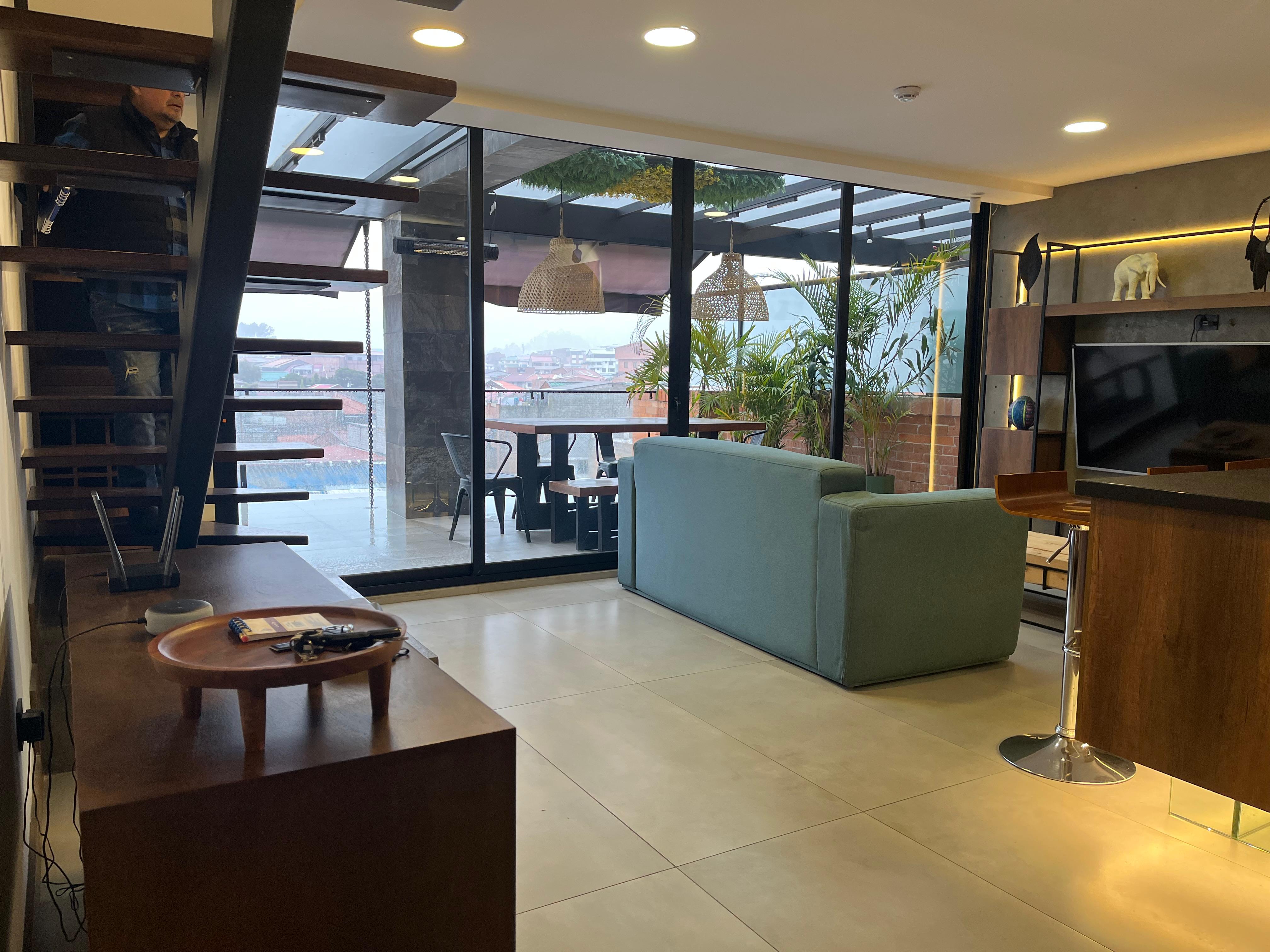 En Arriendo Suite dúplex con Terraza 